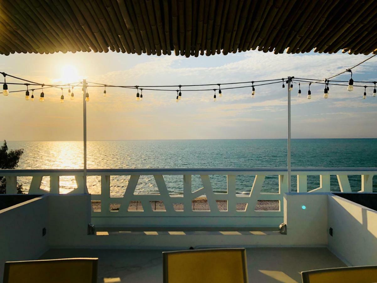 Playa 55 Beach Escape - Adults Only Guesthouse Celestun Exterior foto